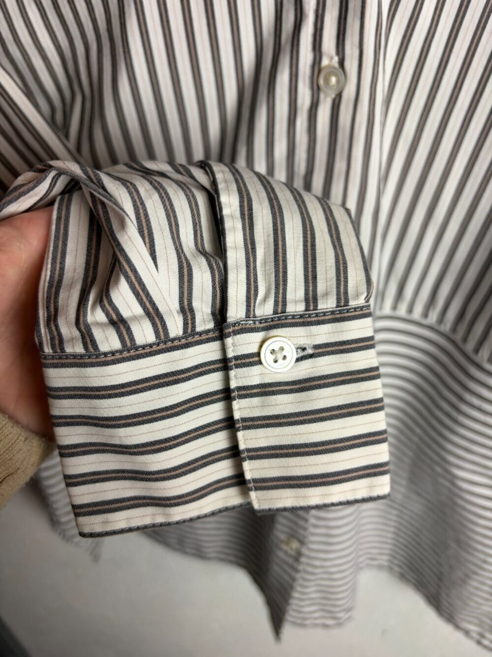 J Jill Size M Striped Button Down Shirt Blouse White Grey Neutral Minimal Office - Picture 5 of 6
